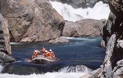 whitewater rafting photo