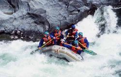 whitewater rafting photo